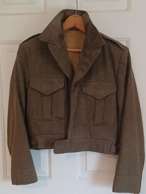 Women's WW2 Military-Style Green Wool Jacket